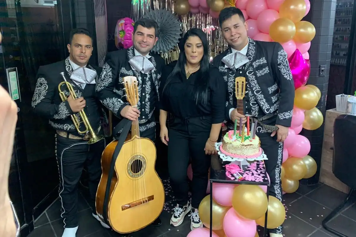 Trompeta y violín de los mariachis